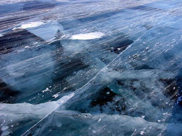 Байкальский лёд 